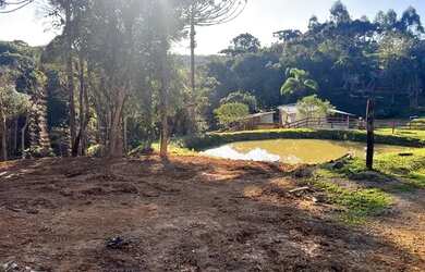 Imagem: A chácara possui 13.000m² de Área e está localizado em