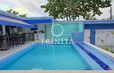 Imagem: A casa em condomínio para alugar possui 5 Dormitórios, 5 Banheiros