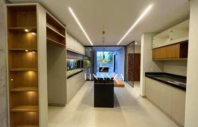 Imagem: A casa em condomínio possui 3 Dormitórios, 5 Banheiros, 4