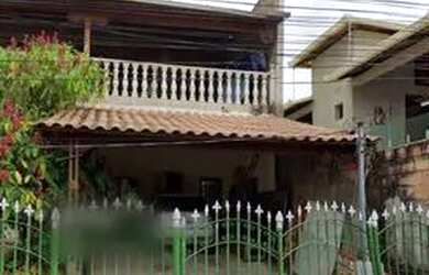 Imagem 2: Casa no bairro Europa. 360m² de Área, 3 Vagas na garageme4 Dormitórios