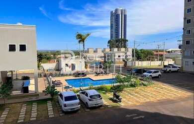 Imagem: O apartamento possui 2 Dormitórios, 1 Banheiro, 1 Vaga na garagem