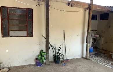 Imagem 5: URGENTE ATENÇÃO INVESTIDOR Lote com três casas Esquinão 187m² Escriturado...