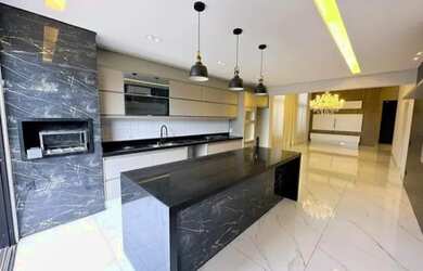 Imagem: A casa em condomínio possui 3 Dormitórios, 5 Banheiros, 4