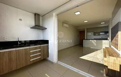 Imagem: O apartamento possui 3 Dormitórios, 2 Banheiros, 2 Vagas na