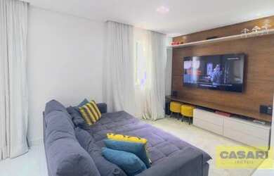 Imagem: O apartamento possui 3 Dormitórios, 2 Banheiros, 2 Vagas na