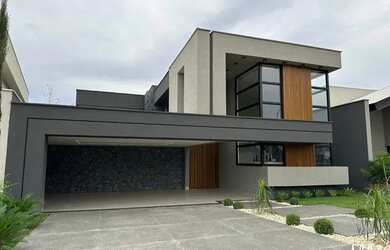 Imagem: A casa em condomínio possui 5 Dormitórios, 5 Banheiros, 4