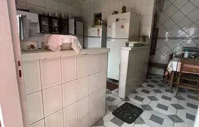 Imagem 10: Casa Térrea com salão compara venda tem 130 metros quadrados com 2 quartos...