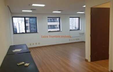 Imagem: O depósito possui 1 Vaga na garagem, 50m² de Área e está