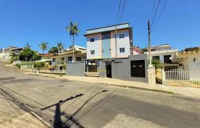 Imagem: O apartamento possui 1 Dormitório, 1 Banheiro, 34m² de Área