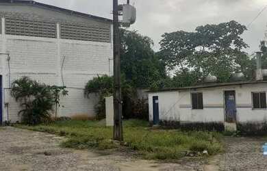 Imagem: O depósito possui 1.100m² de Área e está localizado em