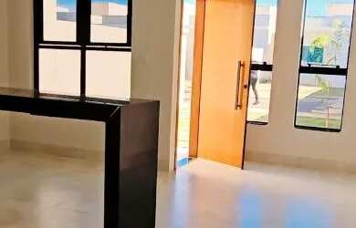 Imagem 2: Bairro Belvedere. Casas com 3 e 2 quartos. Fino acabamento. Quintal amplo