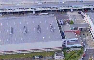 Imagem: O depósito possui 5 Vagas na garagem e 1615m² de Área e está