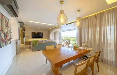 Imagem: O apartamento possui 4 Dormitórios, 4 Banheiros, 3 Vagas na