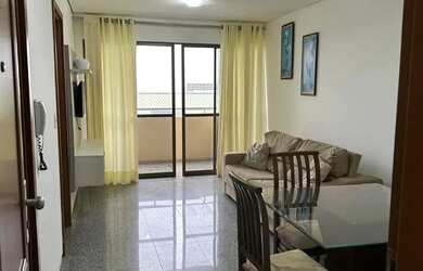 Imagem: O apartamento possui 1 Dormitório, 1 Banheiro, 1 Vaga na garagem