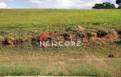 Imagem: O terreno possui 1205m² de Área e está localizado em Parque