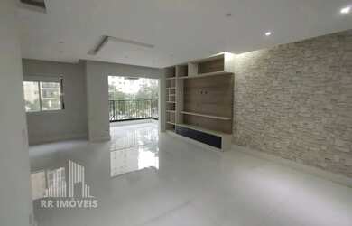 Imagem: O apartamento possui 3 Dormitórios, 2 Banheiros, 2 Vagas na