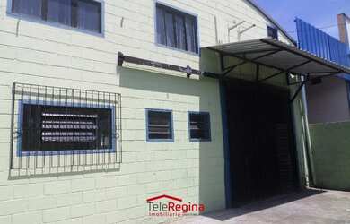 Imagem: O depósito possui 2 Vagas na garagem e 250m² de Área e está