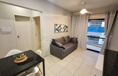 Imagem: O apartamento possui 1 Dormitório, 1 Banheiro, 1 Vaga na garagem