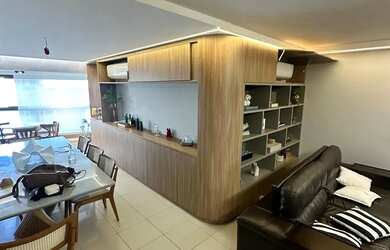 Imagem 2: Jean Charles/Boa Viagem Andar alto, vista-mar, primeiro jardim, 4 qts,...