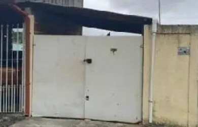 Imagem: A casa possui 1 Dormitório, 1 Banheiro, 53m² de Área e está