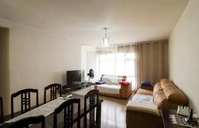 Imagem: O apartamento possui 3 Dormitórios, 1 Banheiro, 1 Vaga na garagem