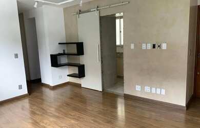 Imagem: O apartamento possui 3 Dormitórios, 2 Banheiros, 1 Vaga na