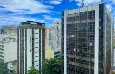 Imagem: O depósito possui 1 Vaga na garagem, 30m² de Área e está