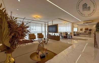 Imagem 3: Luxuoso Apartamento de 3 Dormitórios na Av. Rio Branco/Centro de Florianópolis