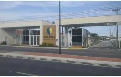 Imagem: A casa possui 3 Dormitórios, 1 Banheiro, 192m² de Área e