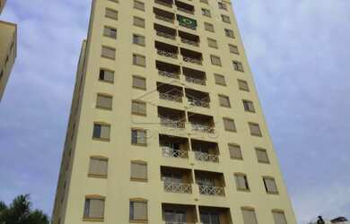 Imagem: O apartamento possui 3 Dormitórios, 1 Banheiro, 1 Vaga na garagem