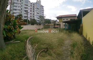 Imagem: O terreno possui 480m² de Área e está localizado em Vila