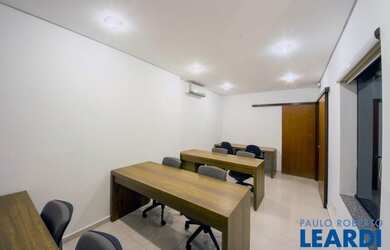 Imagem: O depósito possui 24m² de Área, Imóvel novo e está localizado