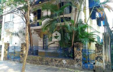 Imagem: O depósito possui 2 Vagas na garagem, m² de Área e está