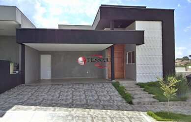 Imagem: A casa em condomínio possui 3 Dormitórios, 2 Banheiros, 2