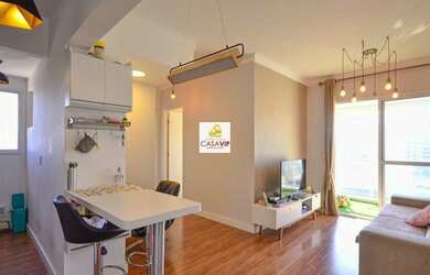 Imagem: O apartamento possui 2 Dormitórios, 1 Banheiro, 1 Vaga na garagem