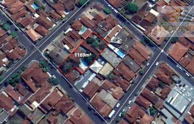 Imagem: A casa possui 5 Dormitórios, 5 Banheiros e 312m² de Área