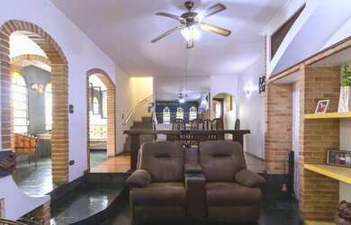 Imagem 3: Sobrado próximo Aeroporto