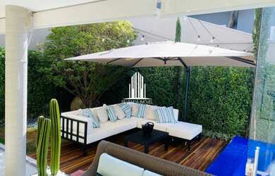 Imagem 7: Casa Alphasitio. Piscina, Churrasqueira, VarandaeGuarda roupa