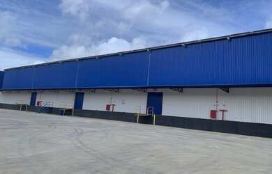 Imagem 2: galpoes de 1000 e 2000m2 bem localizados, em condominio