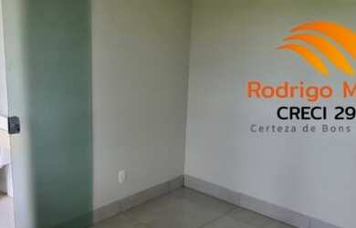 Imagem: A casa em condomínio possui 2 Dormitórios e 2 Banheiros e