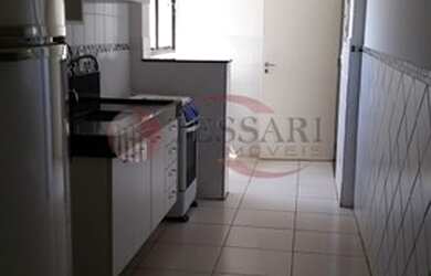 Imagem: O apartamento possui 1 Dormitório, 1 Banheiro, 1 Vaga na garagem