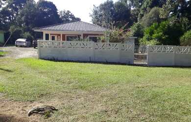 Imagem: A chácara possui 61.340m² de Área, Churrasqueira e está