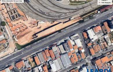 Imagem: O terreno possui 330m² de Área e está localizado em Vila