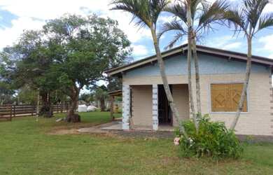 Imagem 3: sítio em Viana. Varanda