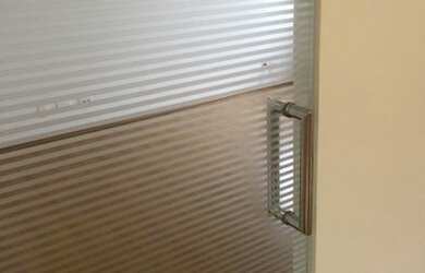 Imagem: O depósito possui 2 Vagas na garagem, 60m² de Área e Imóvel