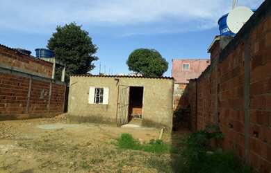 Imagem: O terreno possui 350m² de Área e está localizado em Ceilândia