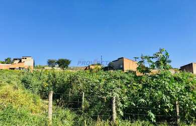 Imagem: O terreno possui 2.700m² de Área e está localizado em Jardim