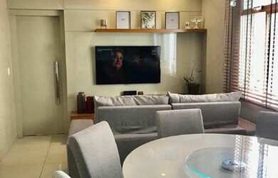 Imagem: O apartamento possui 2 Dormitórios, 2 Banheiros, 1 Vaga na