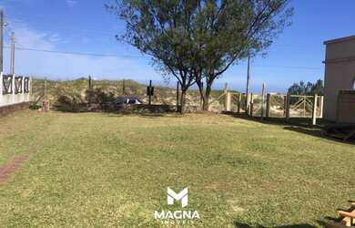 Imagem: O terreno possui 420m² de Área e está localizado em Arroio