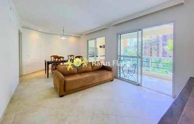 Imagem: O studio possui 3 Dormitórios, 1 Banheiro, 1 Vaga na garagem